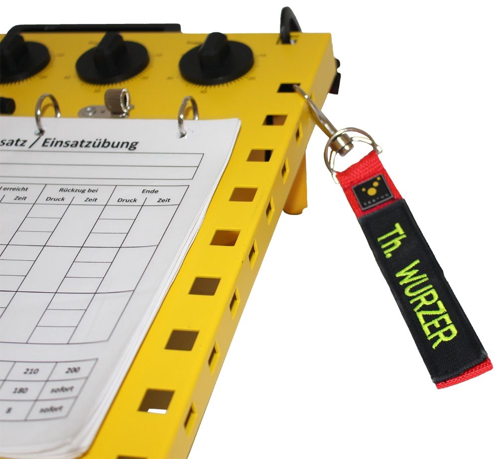 TEE-UU Schlüsselanhänger REMOVE BEFORE RESCUE
