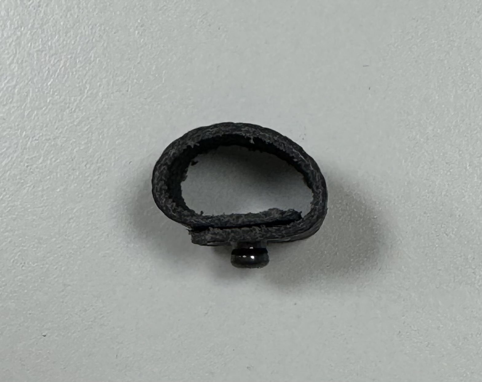 Helmschlaufe mit Druckknopf für DIN/DIN-EN Helme