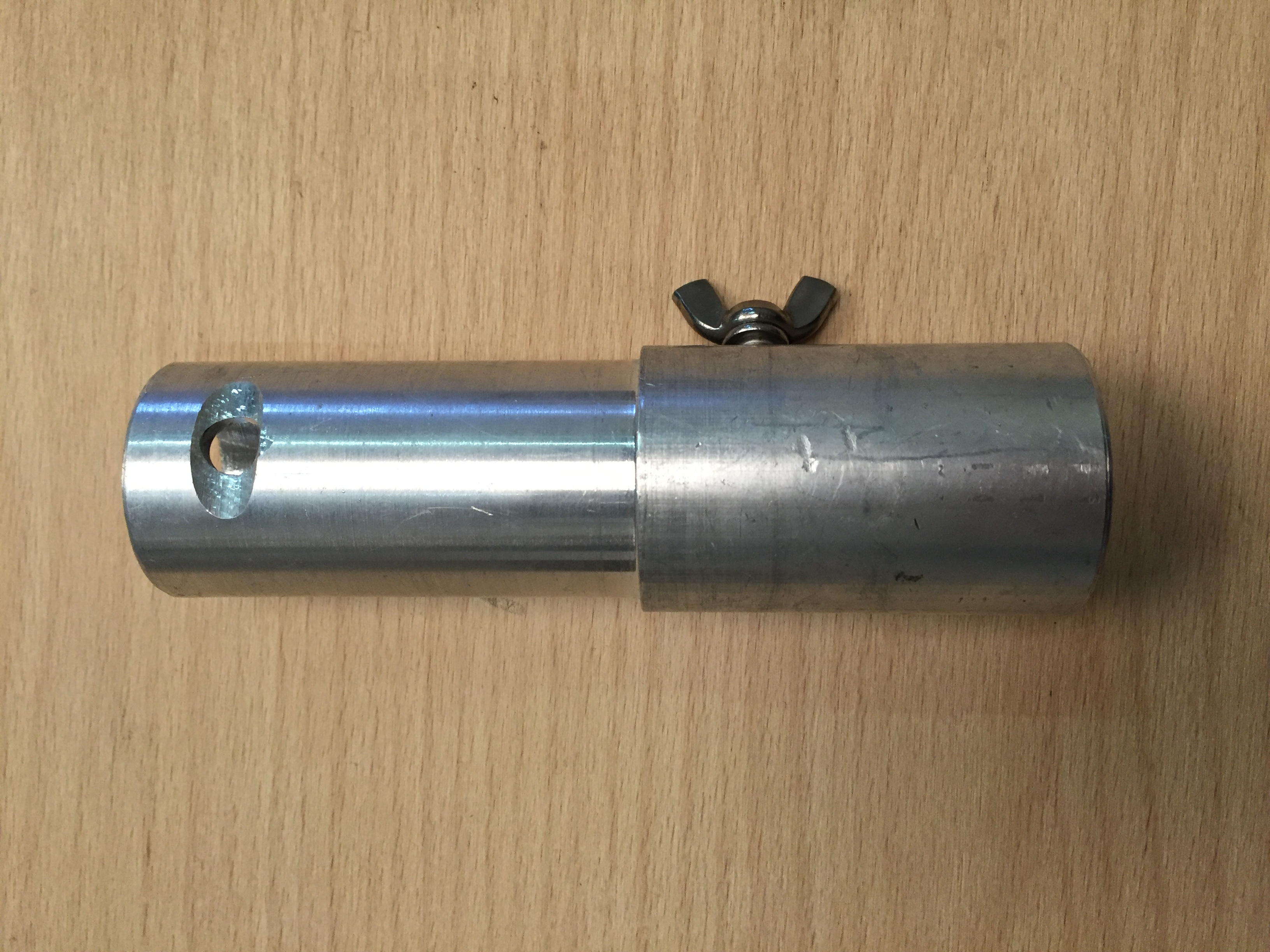 Adapter zur Aufnahme der SIROCCO-Beleuchtungs-Ballone auf de