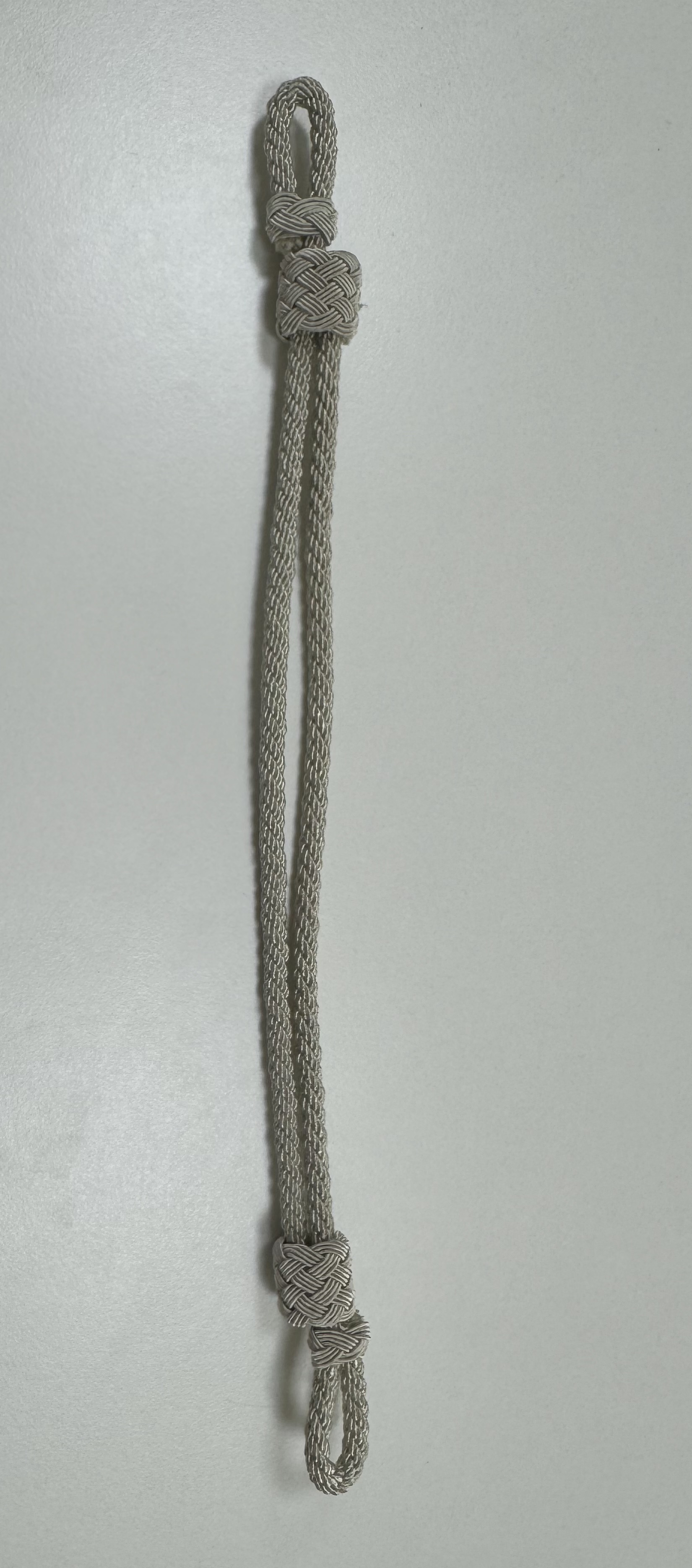 Mützenkordel 6 mm Ø silberfarbig, gedreht 