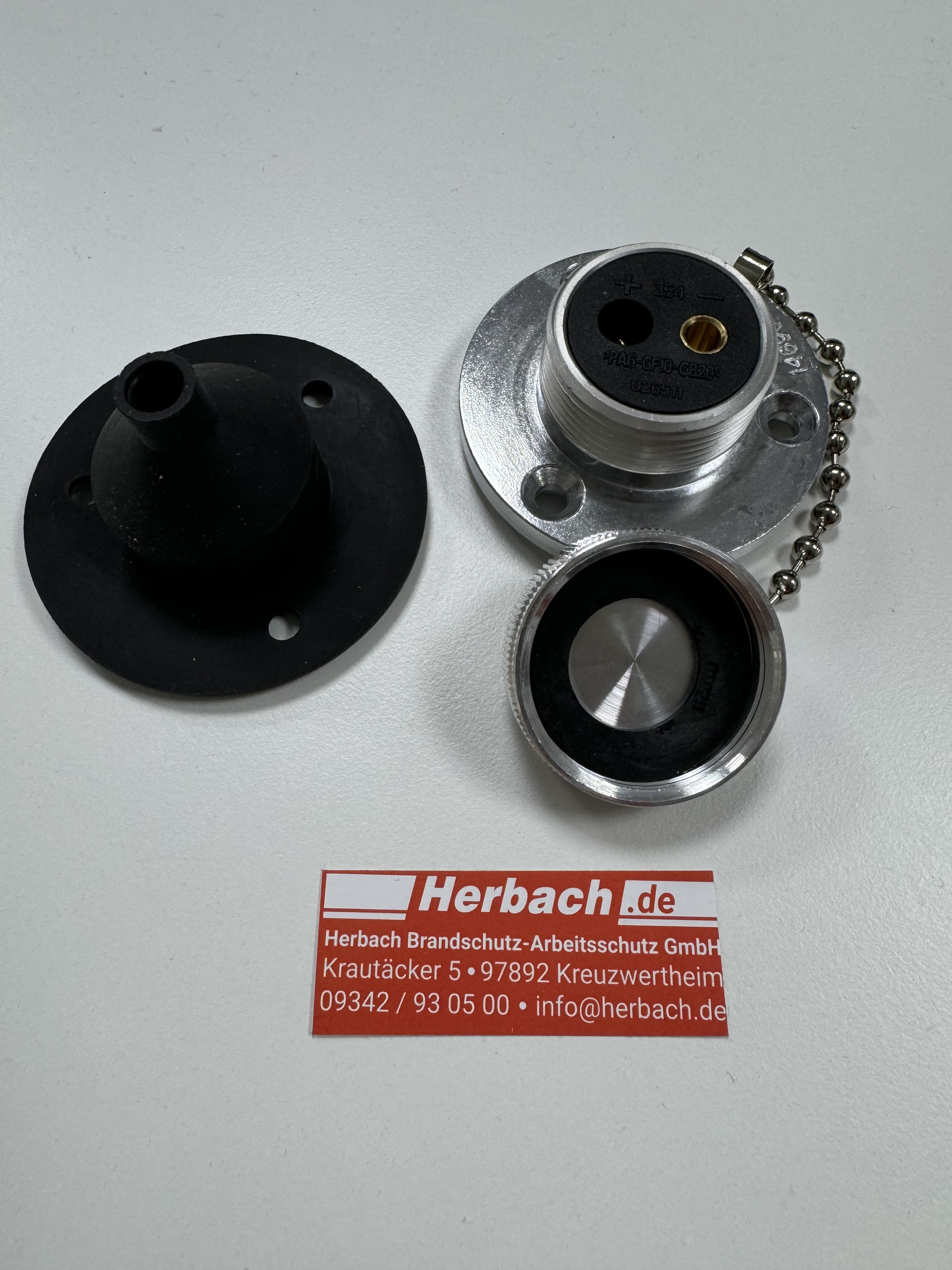 Steckdose A nach DIN 14690 mit Dichtung